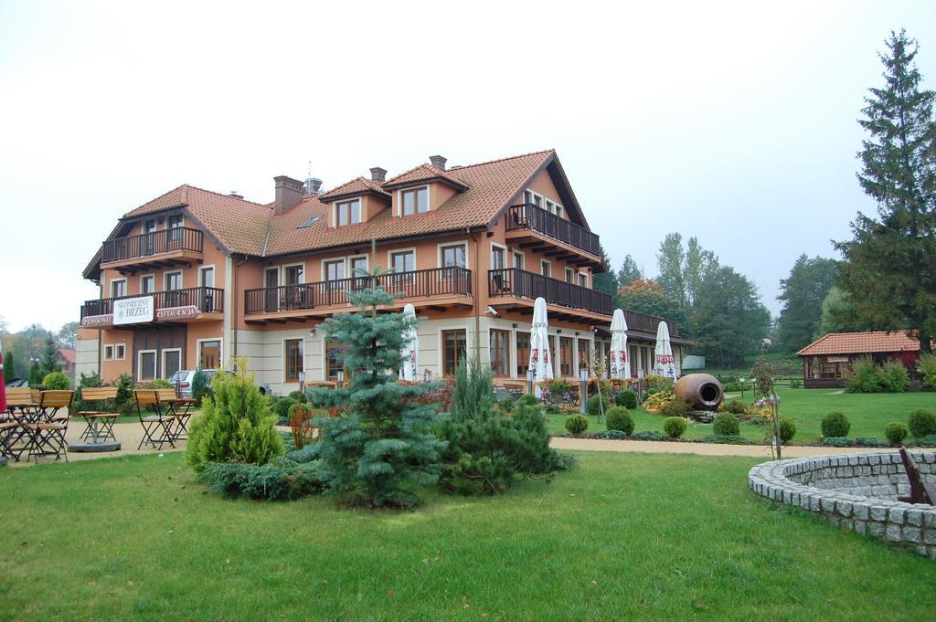 Hotel Sloneczny Brzeg Biskupiec  Extérieur photo